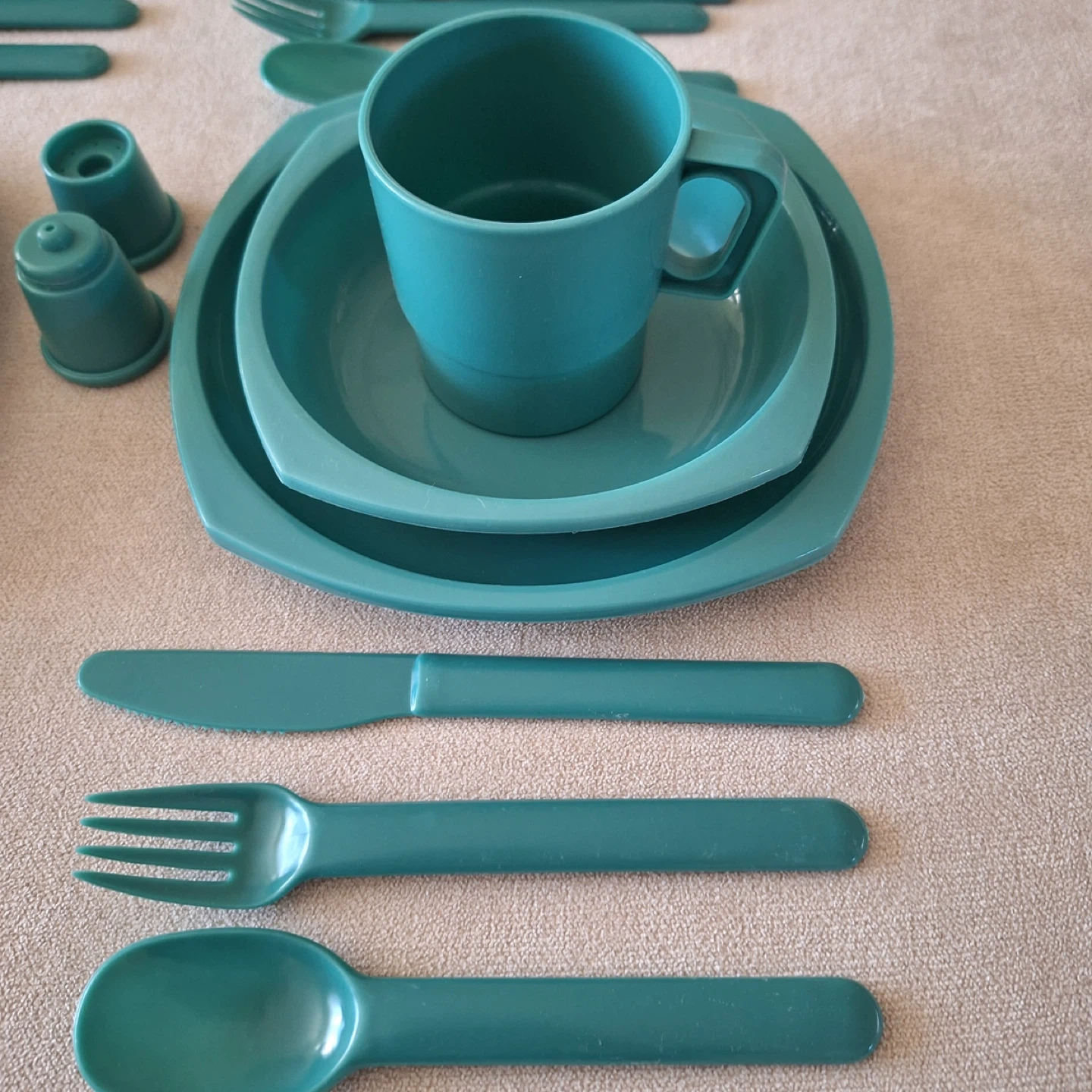 Vintage Children's Play Set 4 Person Teal Dishware - photo 2