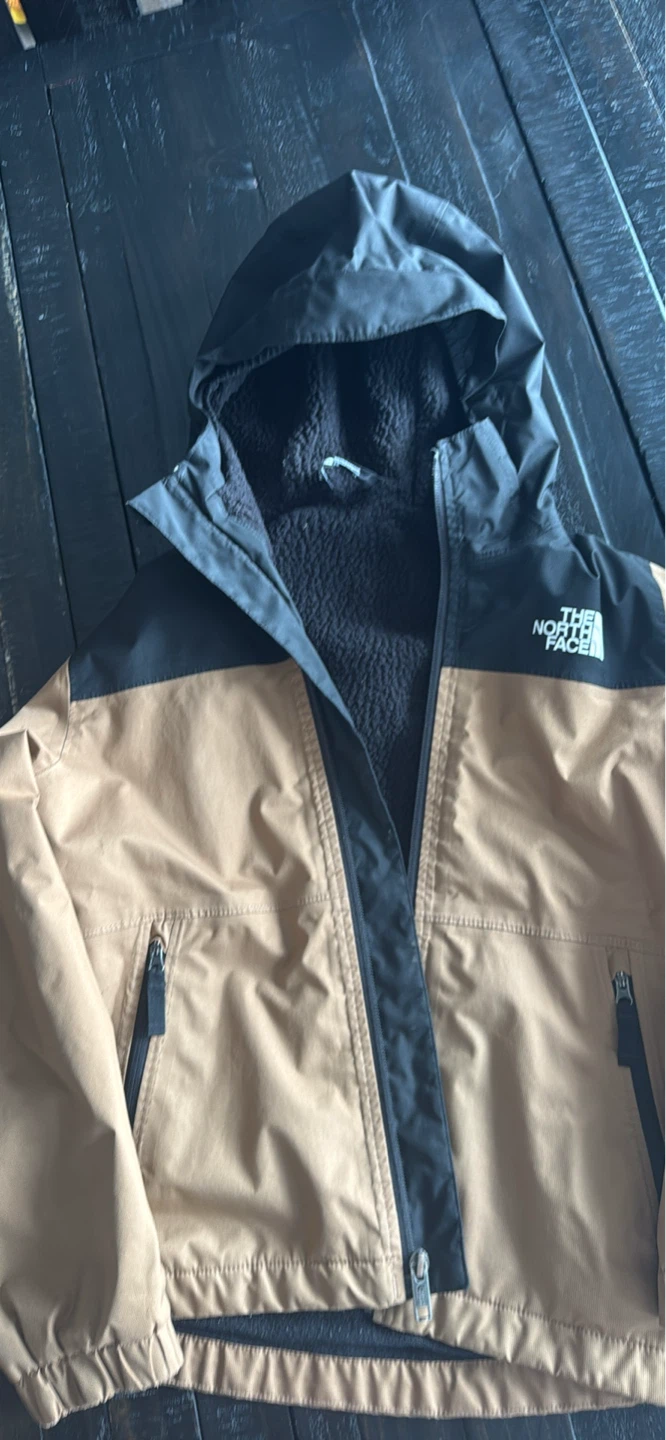 The North Face Boys Tan Ski Jacket and Bib Pants Set - photo 3