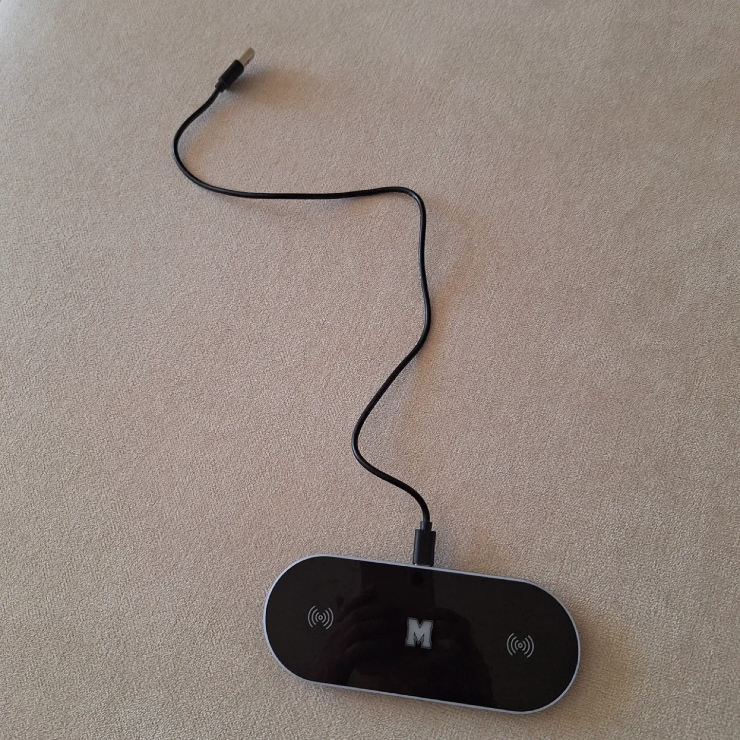 M Wireless Dual Charging Pad EL182/AB0039