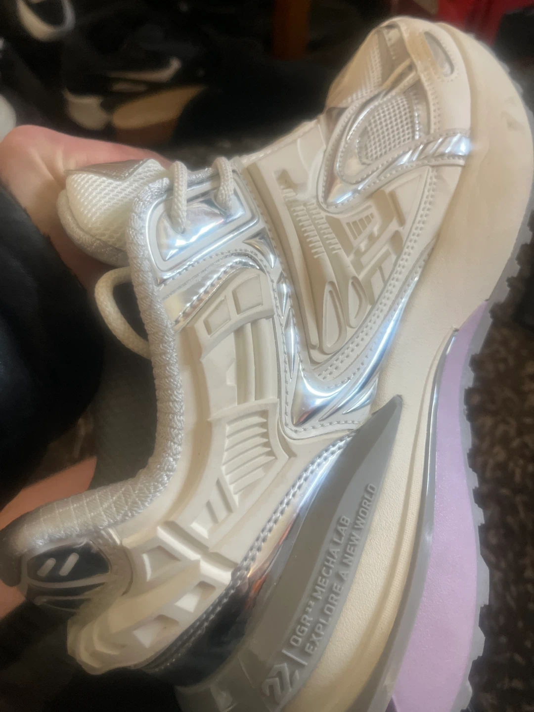 OGR OMC124005W08 Men's White & Silver Sneakers US 9.5 - photo 4