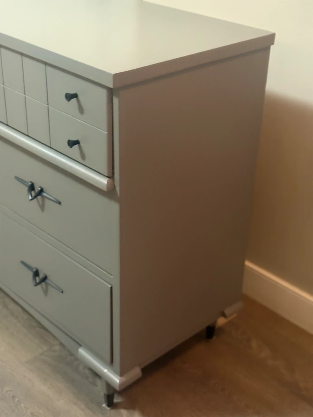 Grey Mid-Century Modern Dresser - photo 5
