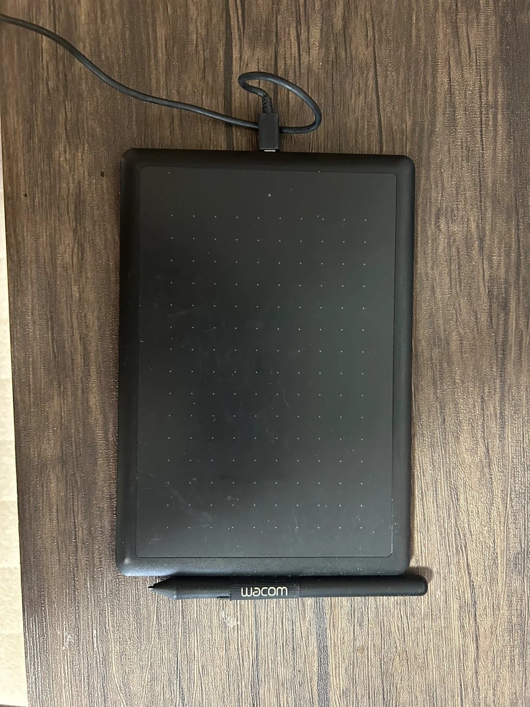 One by Wacom Drawing Tablet with Pen - photo 3