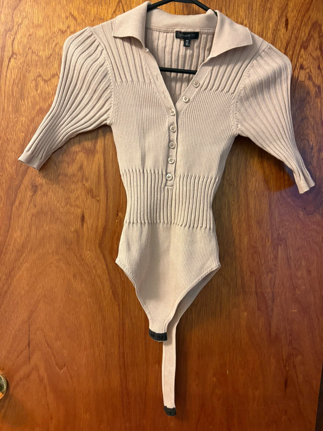 🆓 Dynamite Ribbed Collared Bodysuit - Beige - P/S - photo 3