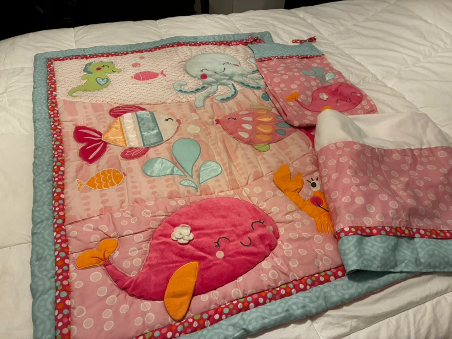 Carter’s 3 pcs. Crib Set
