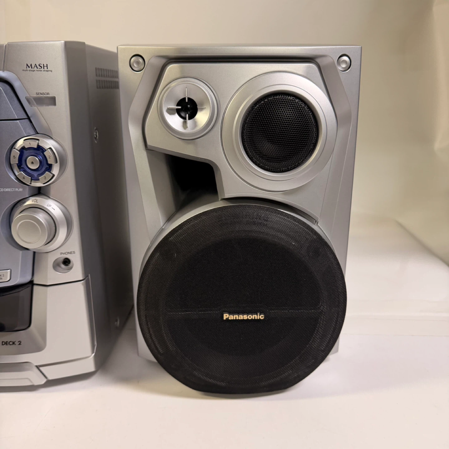 Panasonic SA-AK500 Stereo System 5 CD Changer MP3 Remote - photo 3