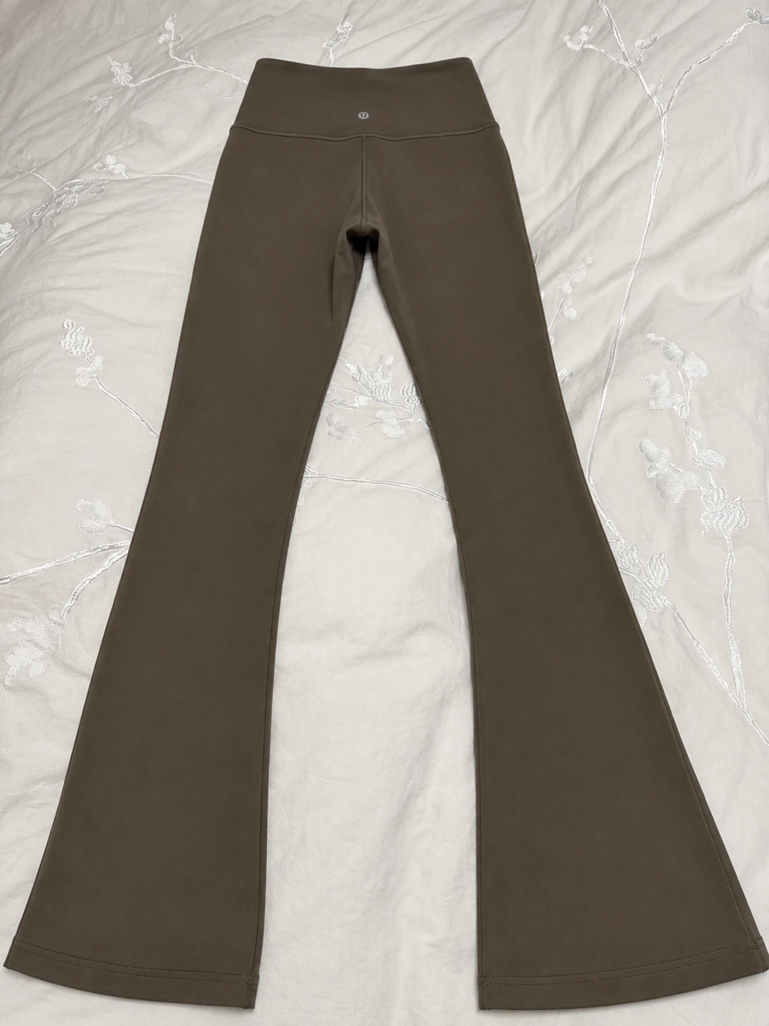 Brand New Lululemon Align High-Rise Flare Pants Size 6