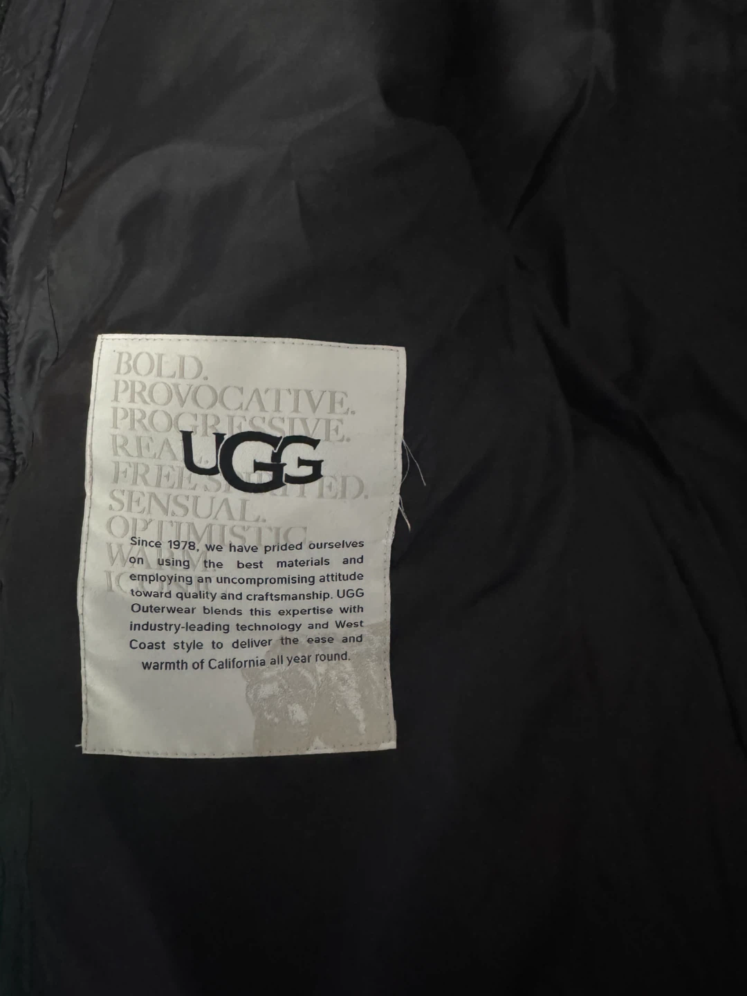 UGG Puffer Jacket - Black - Size L