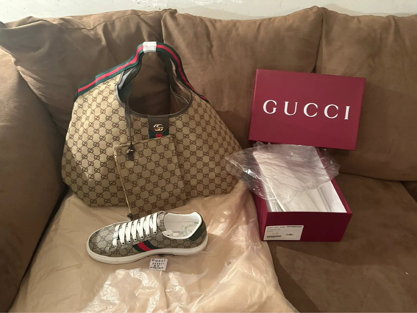 Gucci GG Supreme Canvas Bee Sneakers and Shoulder Bag Set