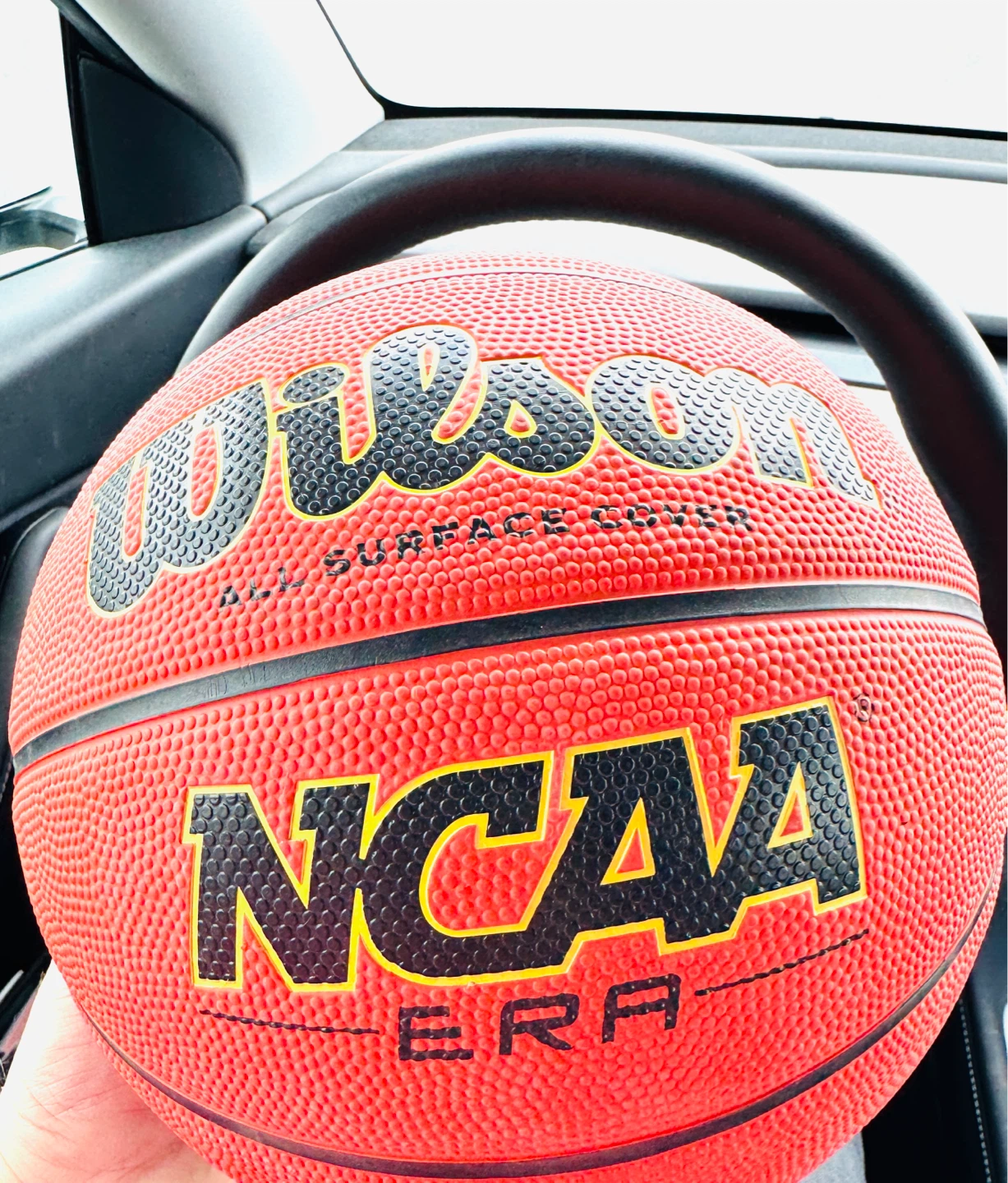 Wilson NCAA Era Basketball