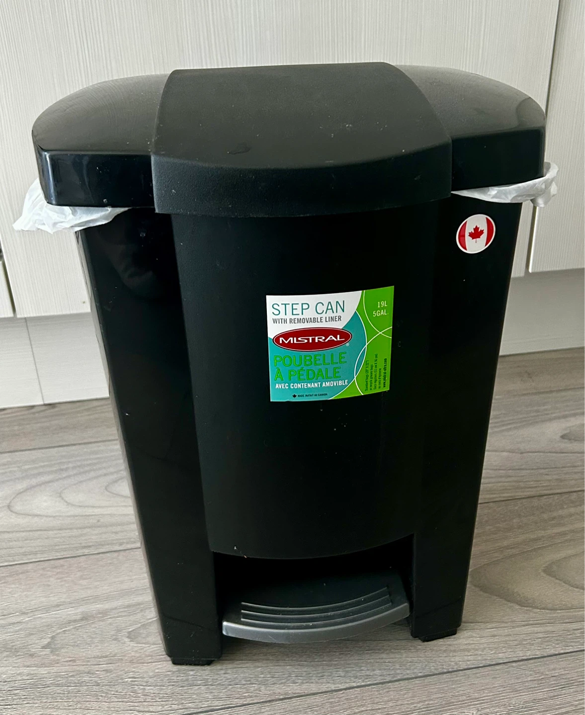 Mistral Black Step Can with Removable Liner