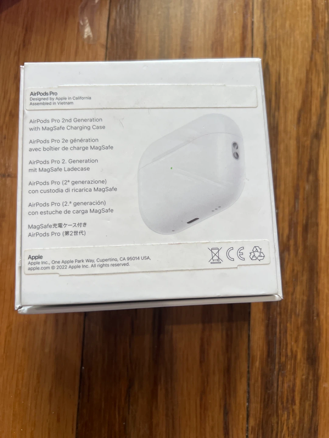 Apple AirPods Pro (2nd generation) with MagSafe Charging Case - photo 2