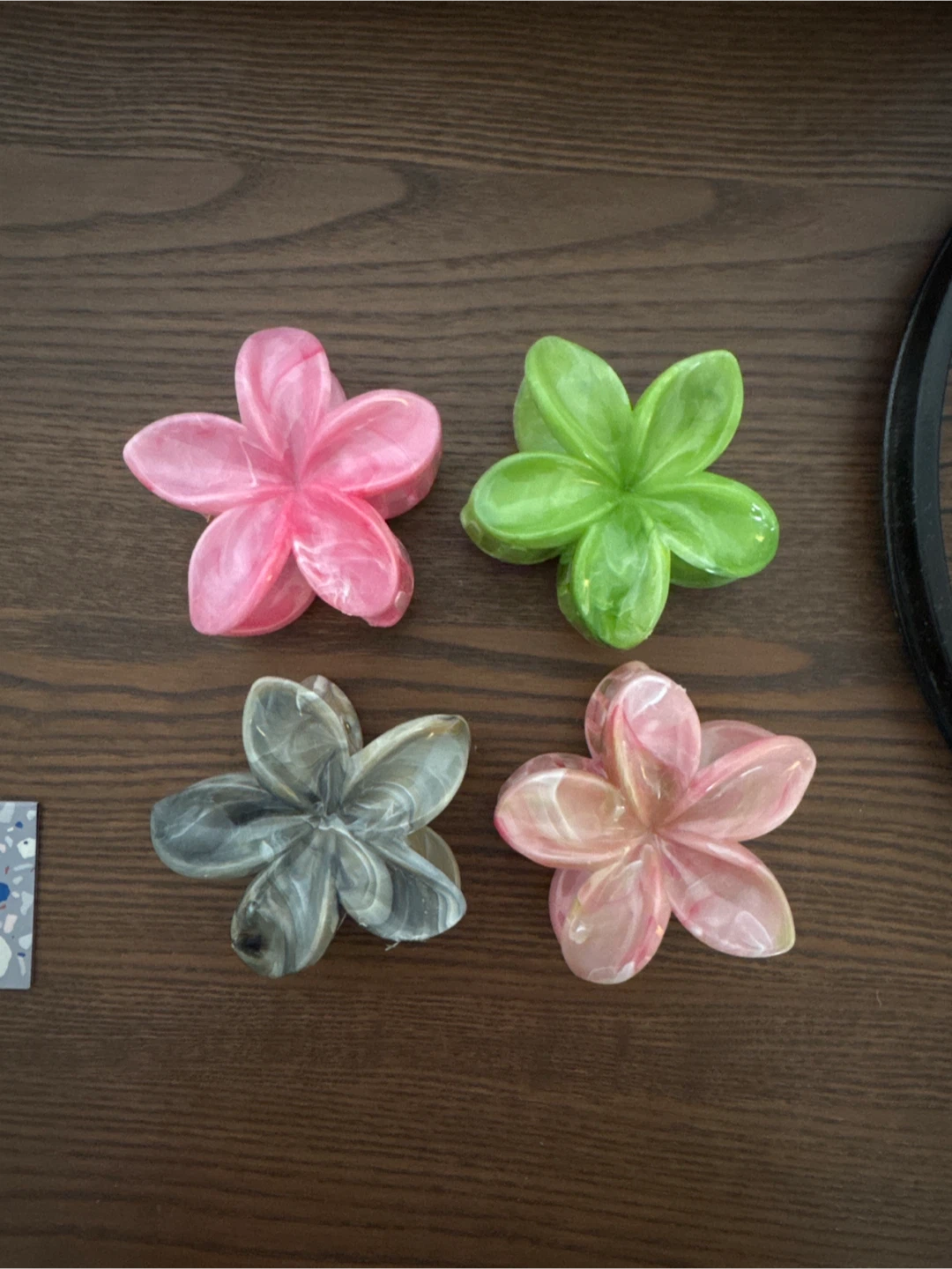 Set of 4 Flower Hair Clips