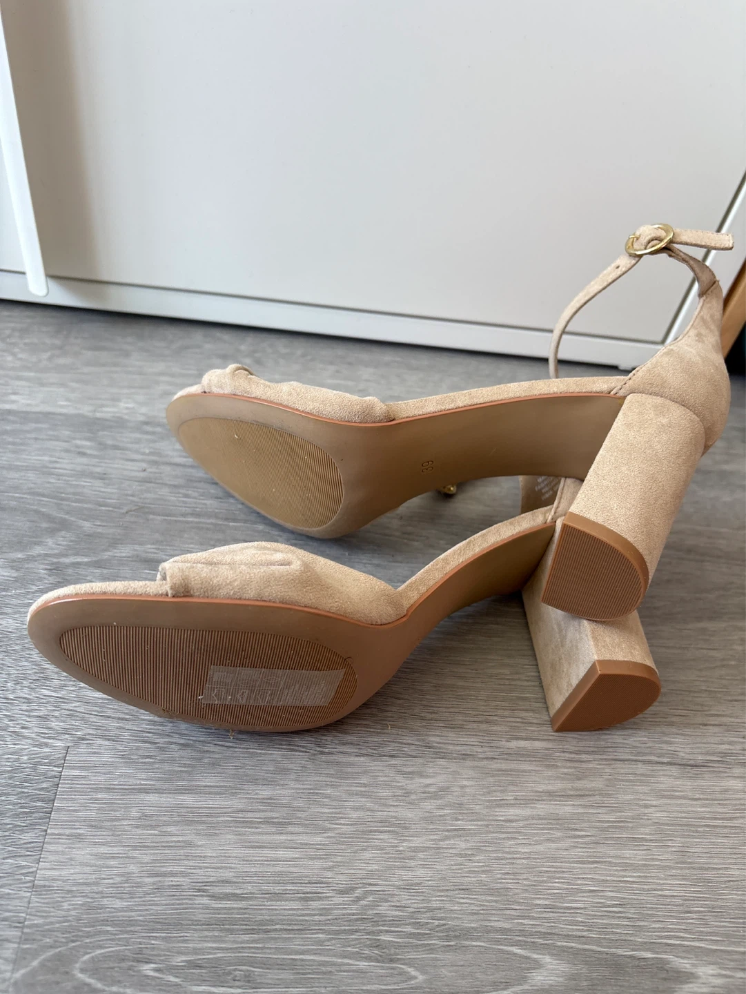 Suede Knot Heeled Sandals - photo 3