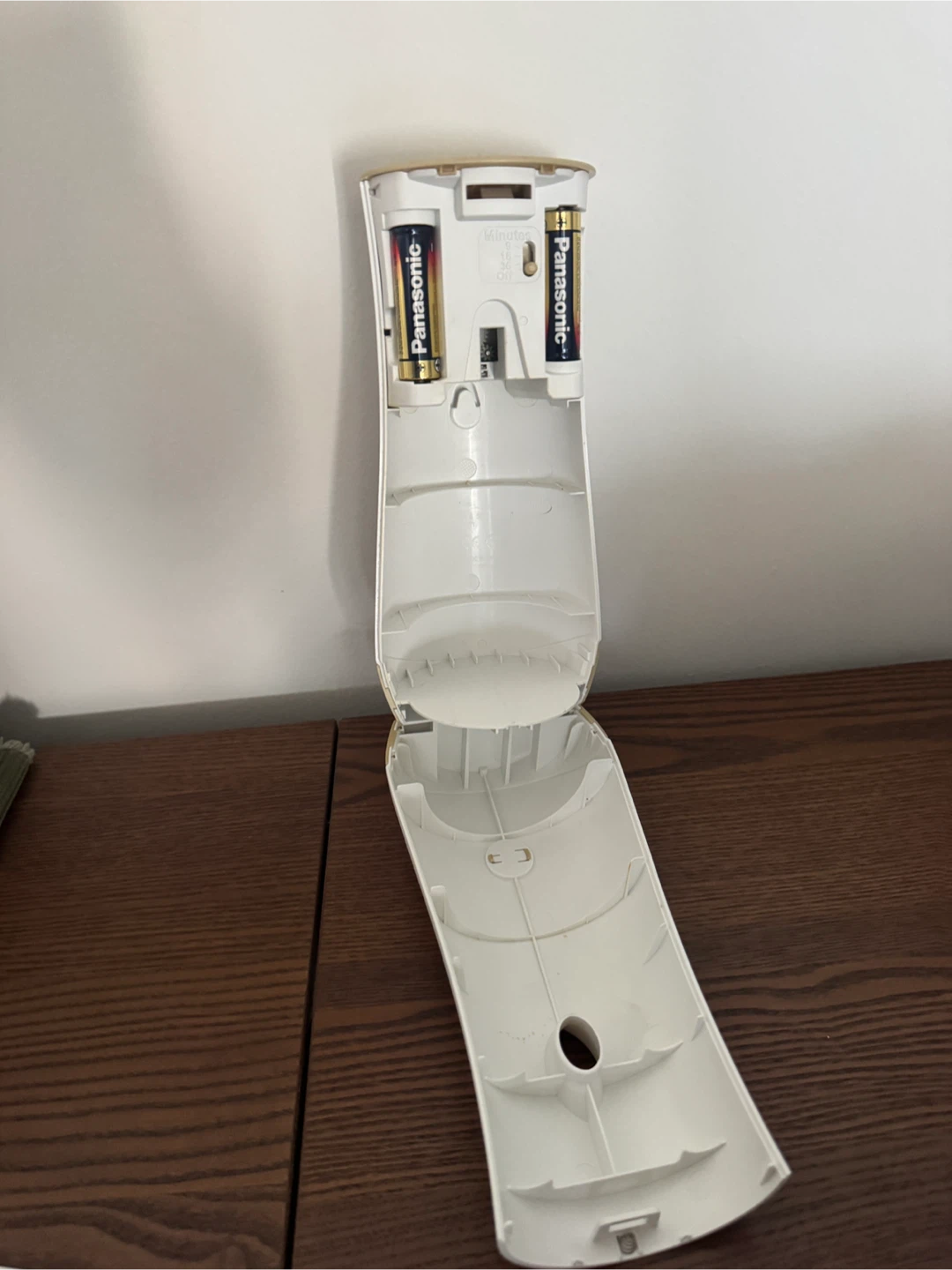 Glade Automatic Air Freshener Dispenser - photo 2