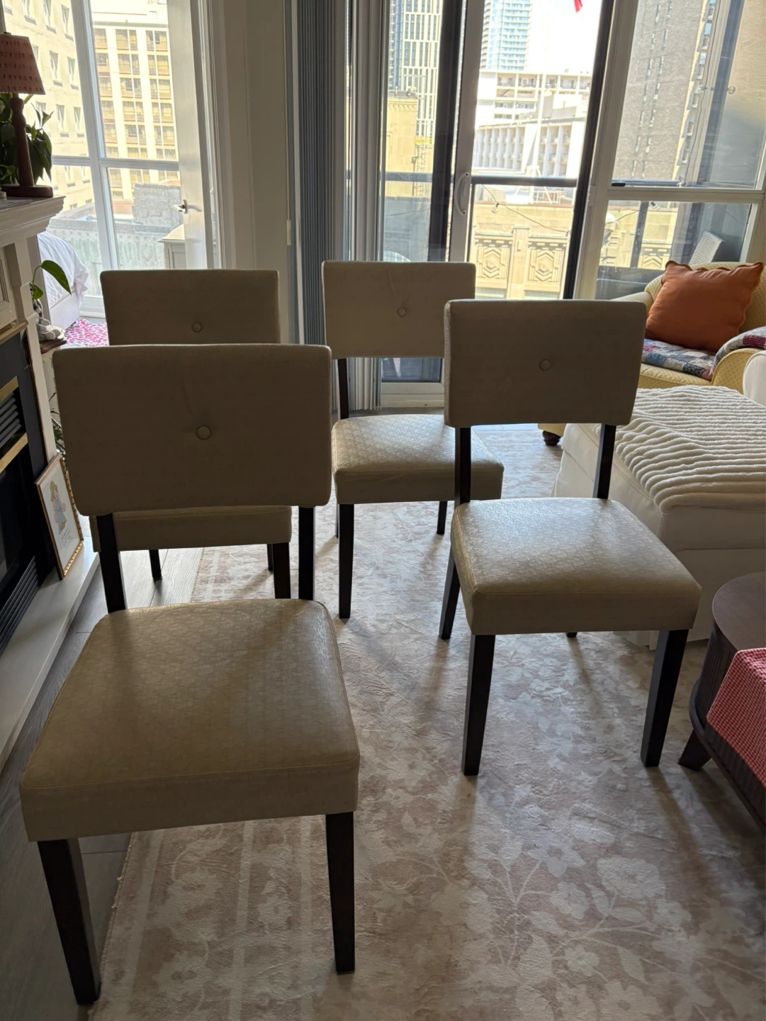 Set of 4 Dining Chairs