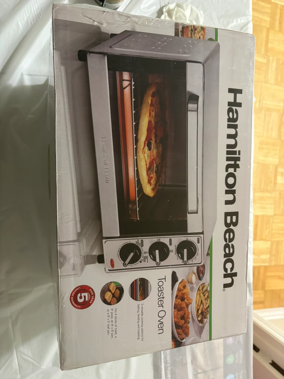 Hamilton Beach Toaster Oven - photo 2