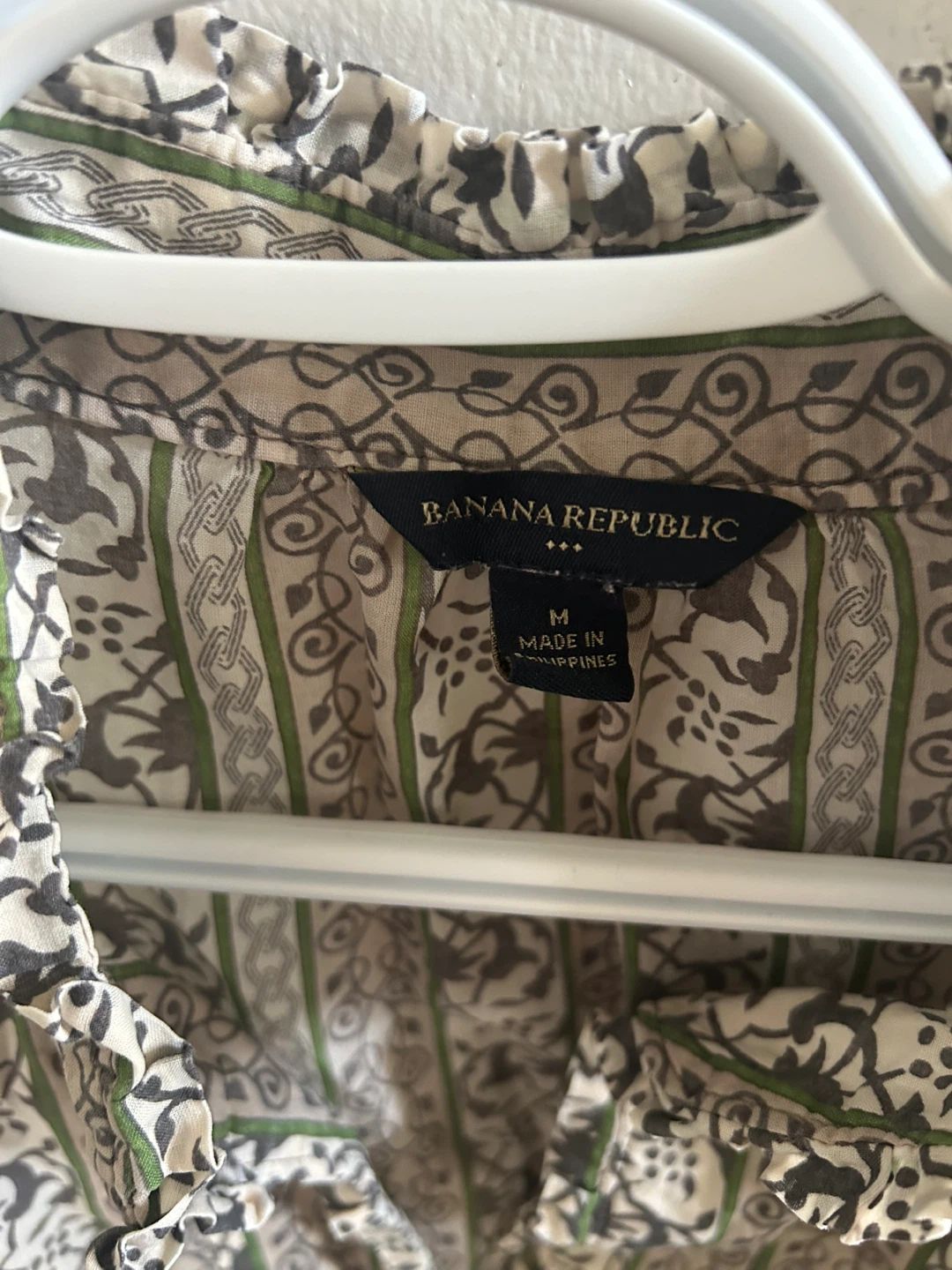 Banana Republic Women's Blouse - photo 2