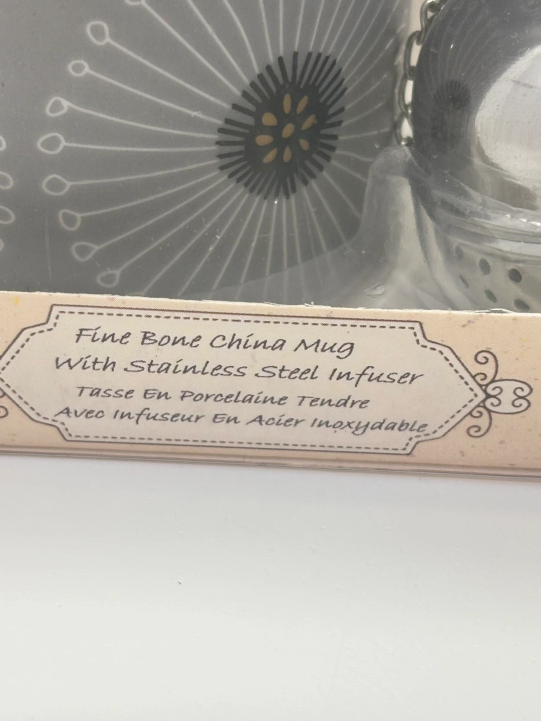 Fine Bone China Mug with Stainless Steel Infuser NEW! - photo 2
