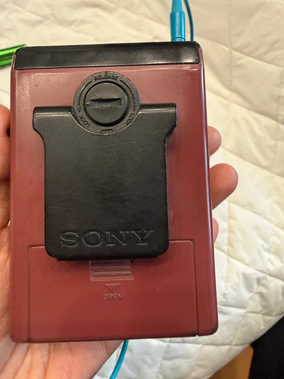Sony Walkman FM/AM Radio SRF-35W - photo 5