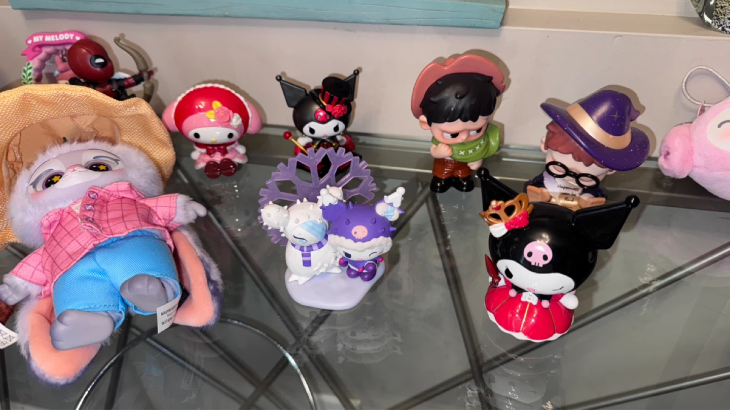 Sanrio Plush Collection Bundle - photo 5