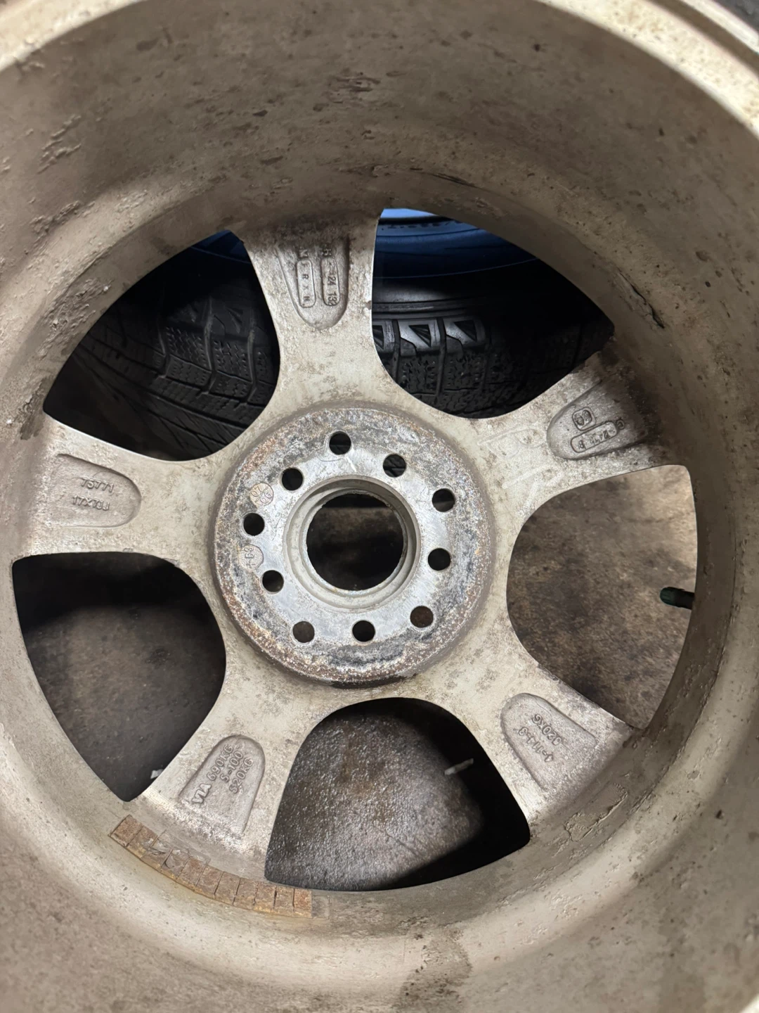 225/65/R17 Michelin Latitude X-Ice Tires and Alloy Rims - photo 5