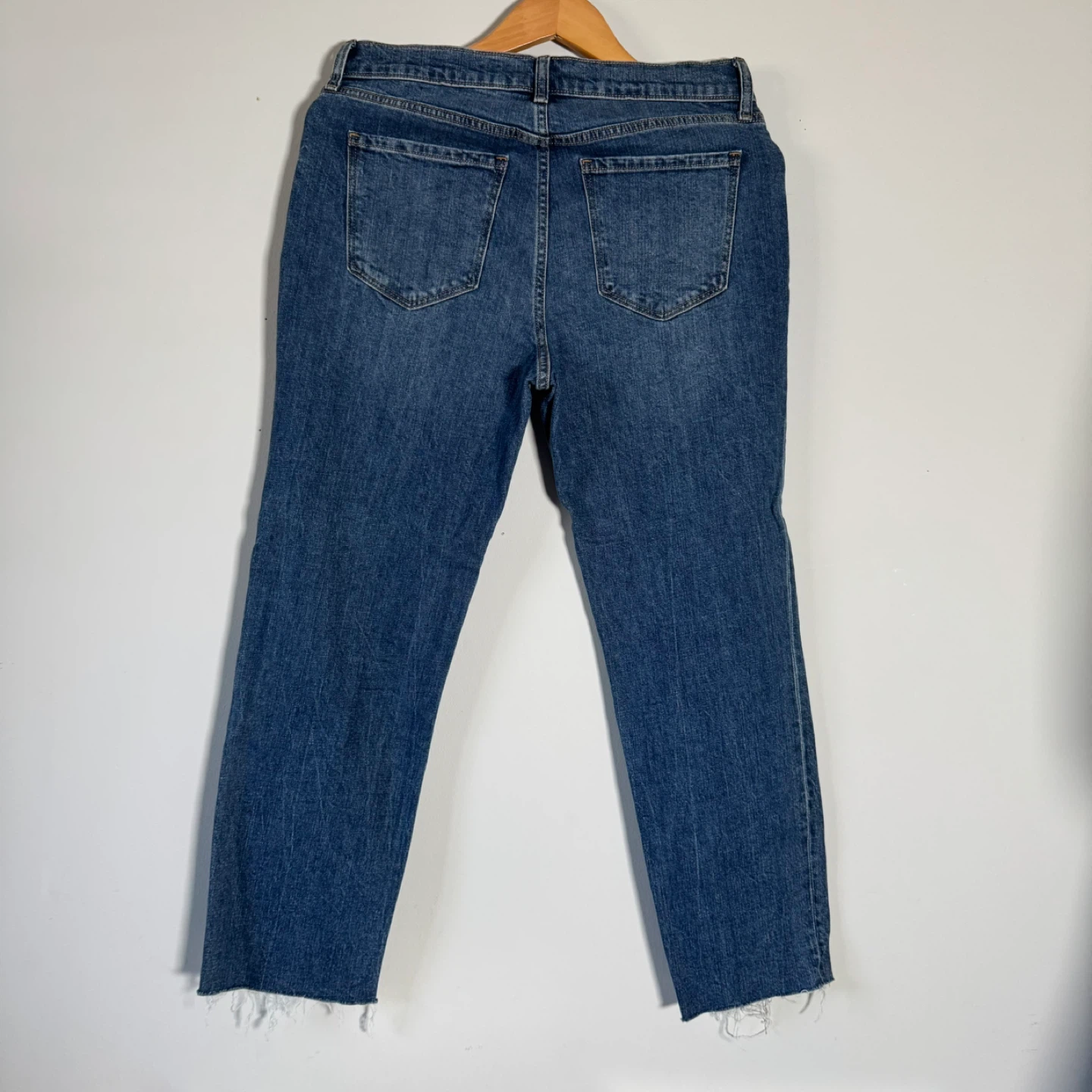 Old Navy Mr Boyfriend Distressed Jeans Size 8 - photo 4