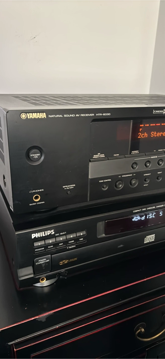 Yamaha Receiver HTR-6030, Philips CD Player and speakers - photo 3