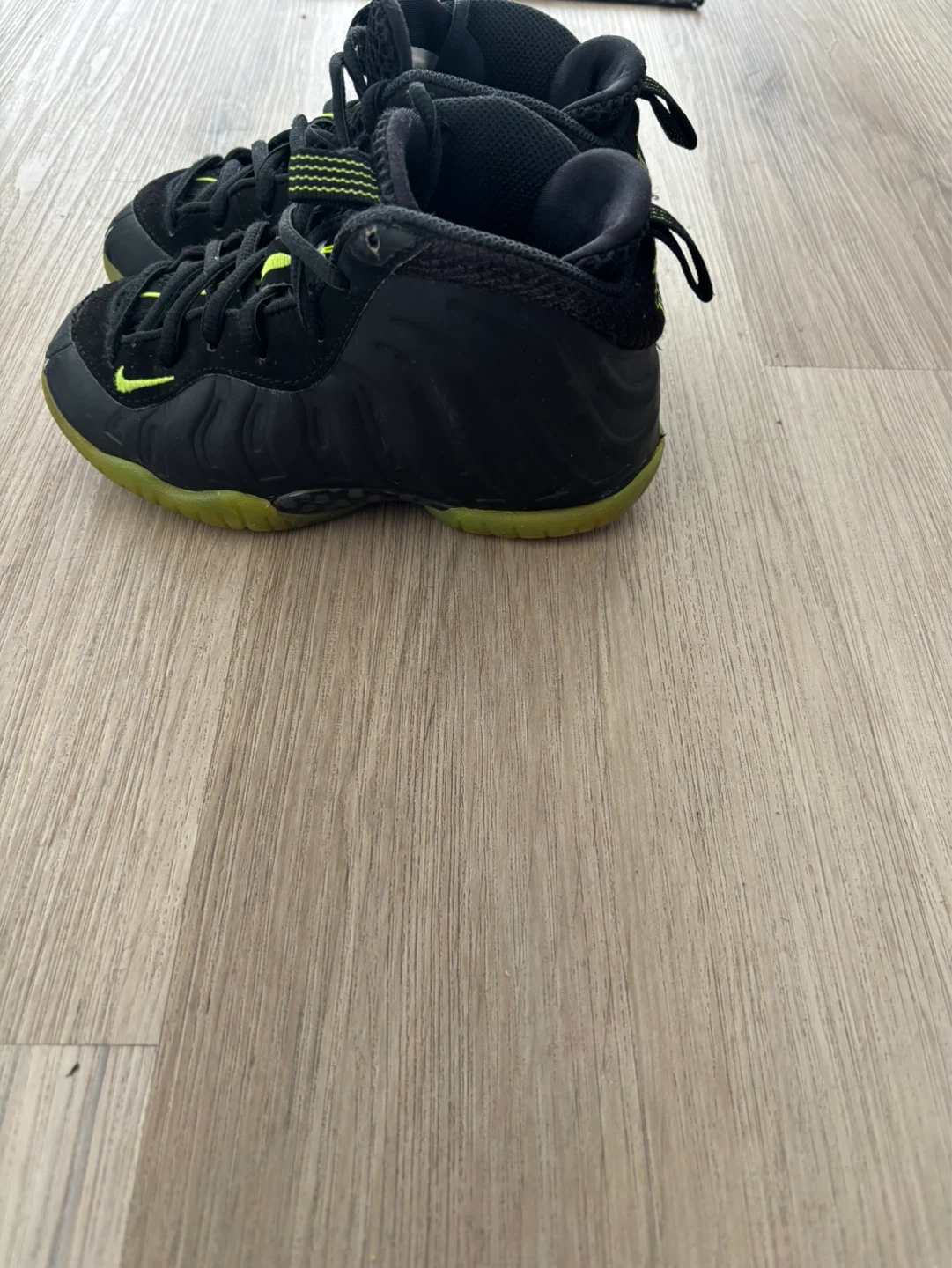 Nike Little Posite One Black Volt Size 11C