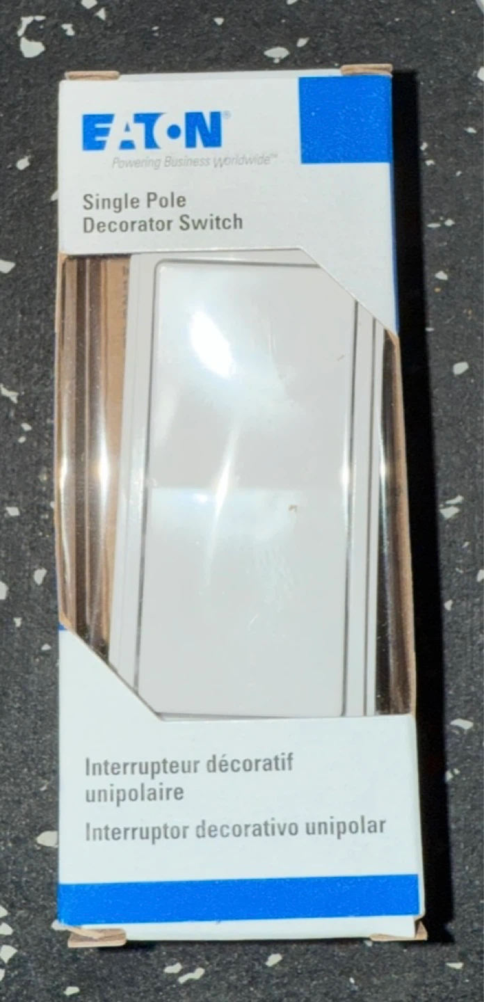 Eaton Single Pole Decorator Switch