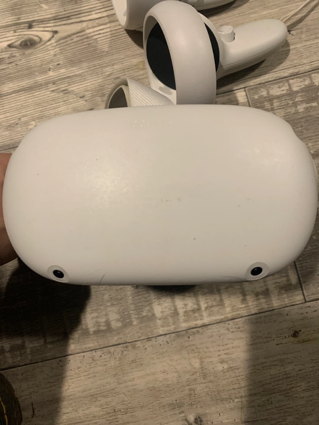 Meta Quest 2 VR with Controllers - photo 2