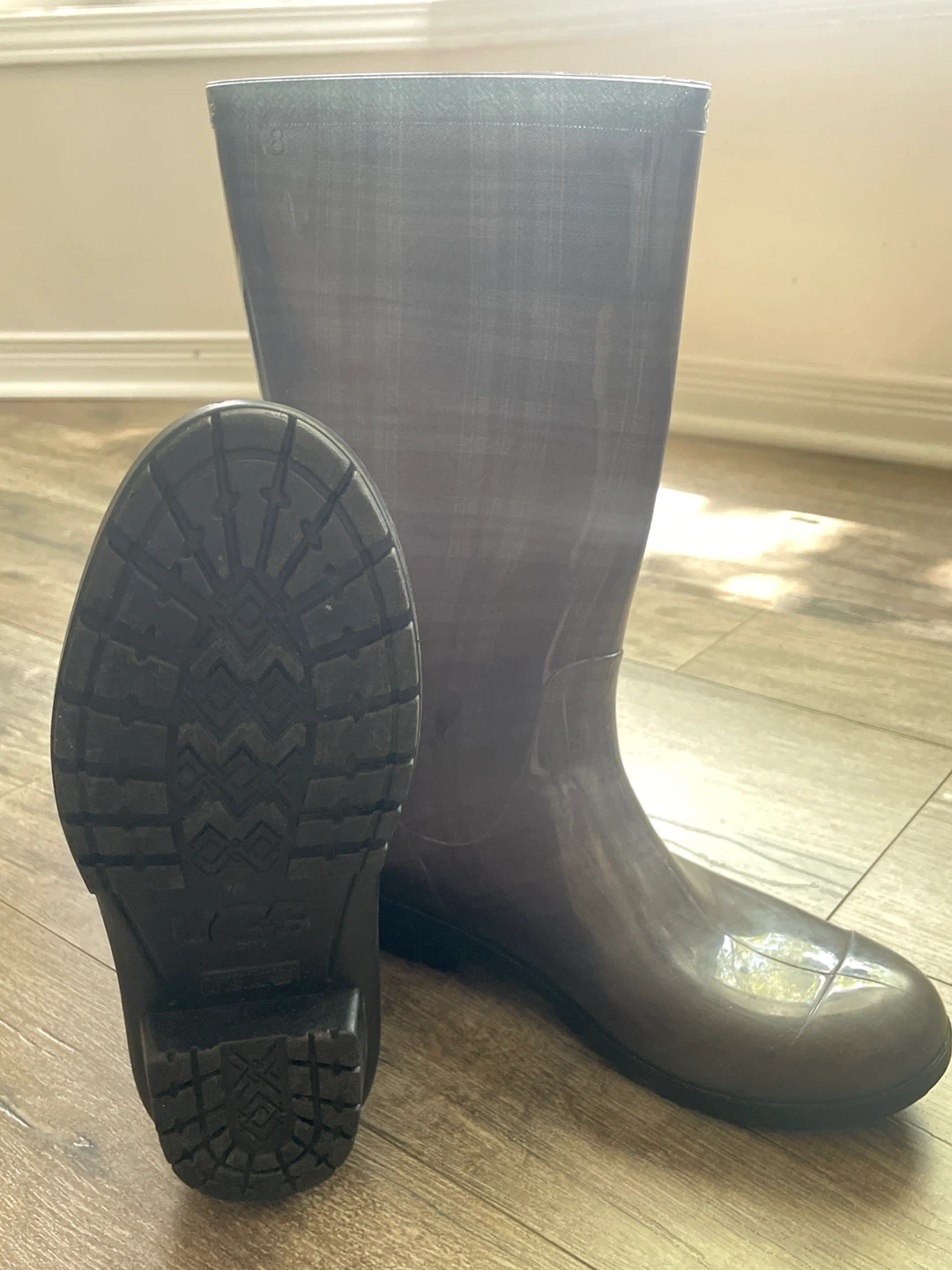 UGG Women's Rain Boots- Size 8 - photo 2