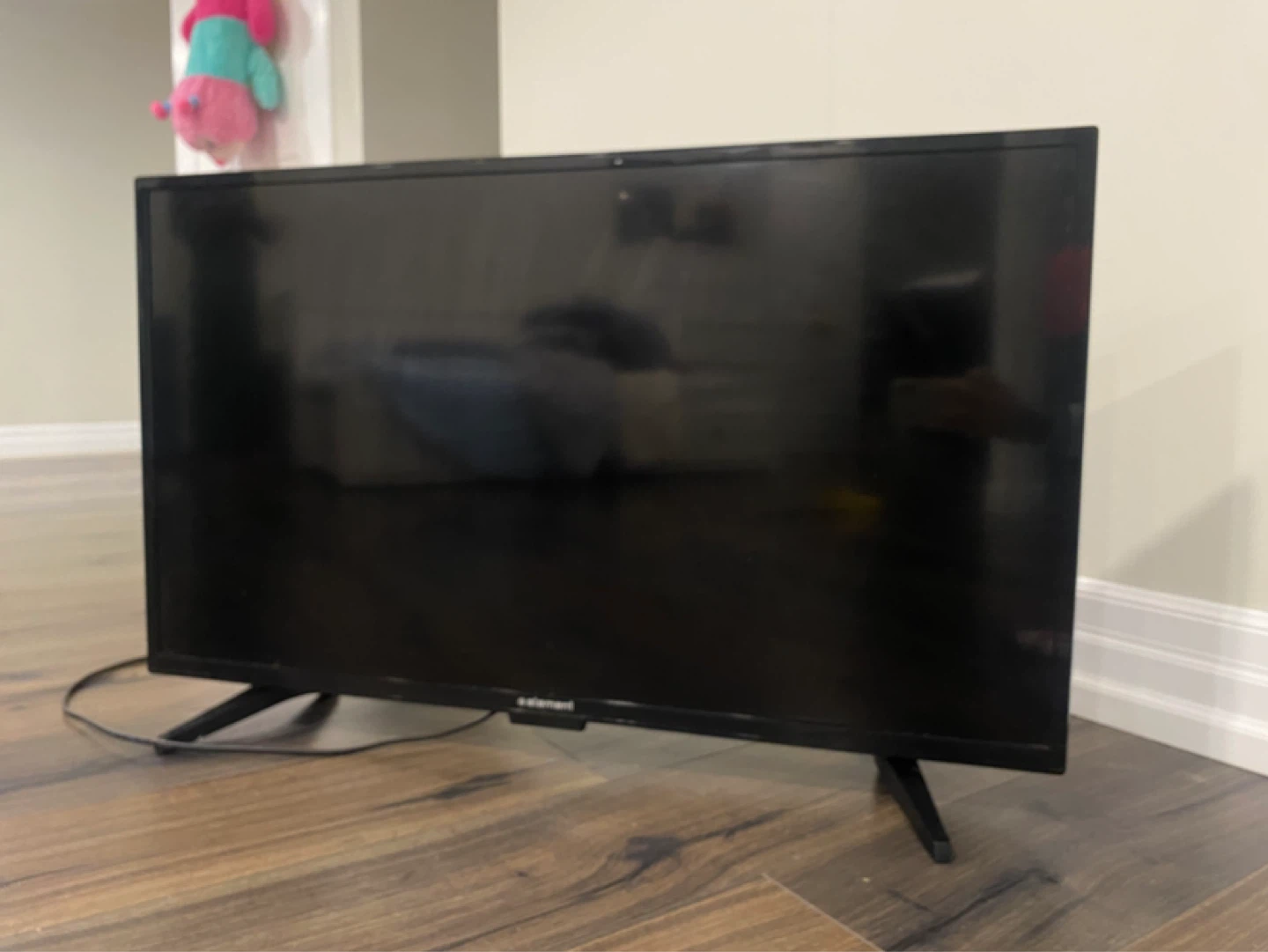 TV Element - photo 2