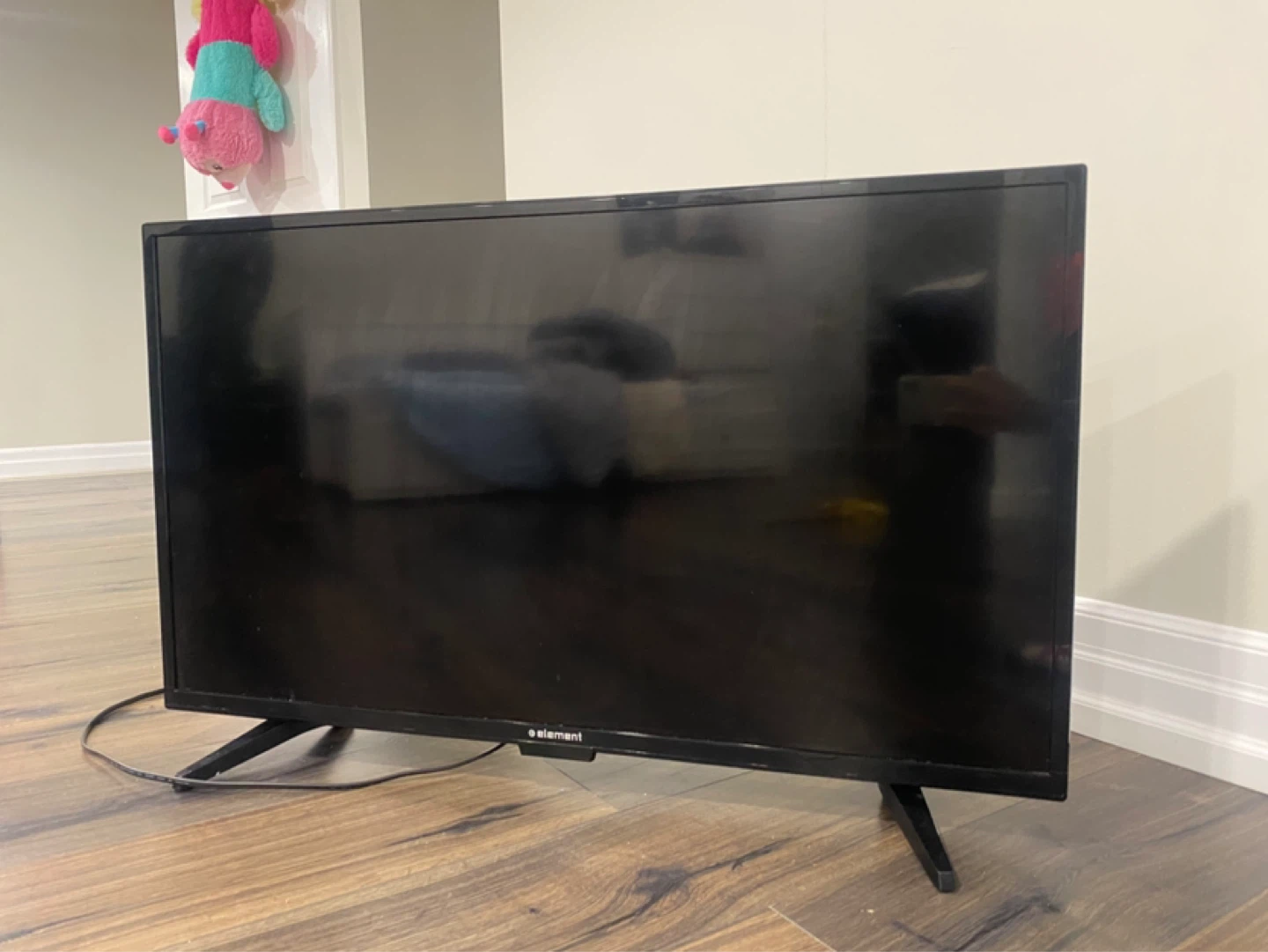 TV Element