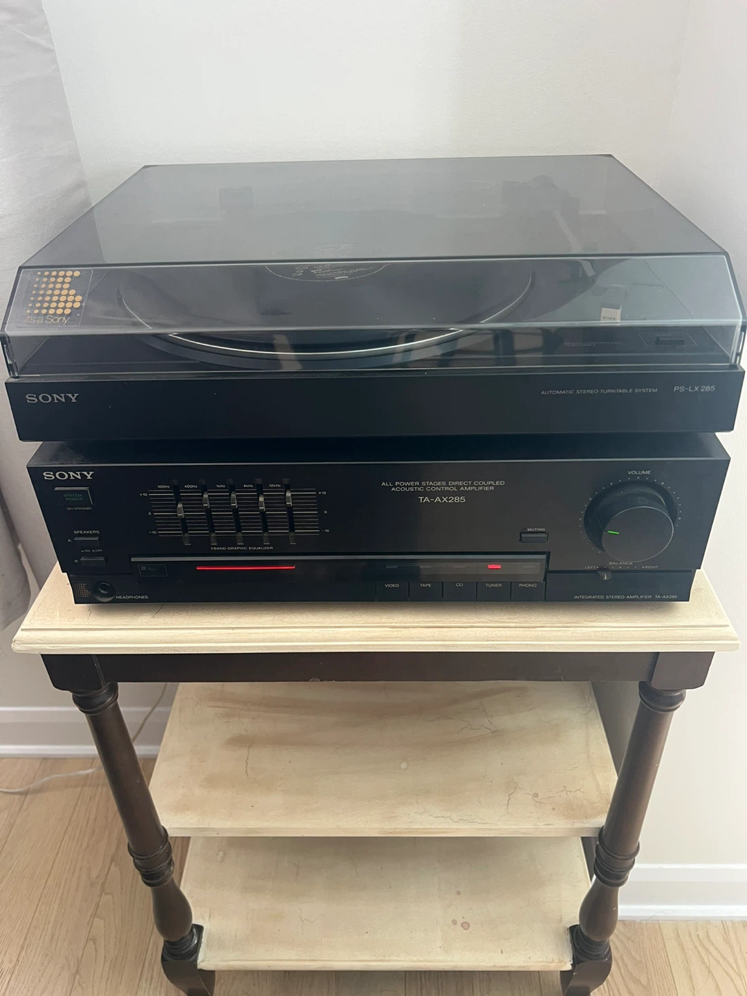 Sony Stereo Turntable System with Integrated Amplifier