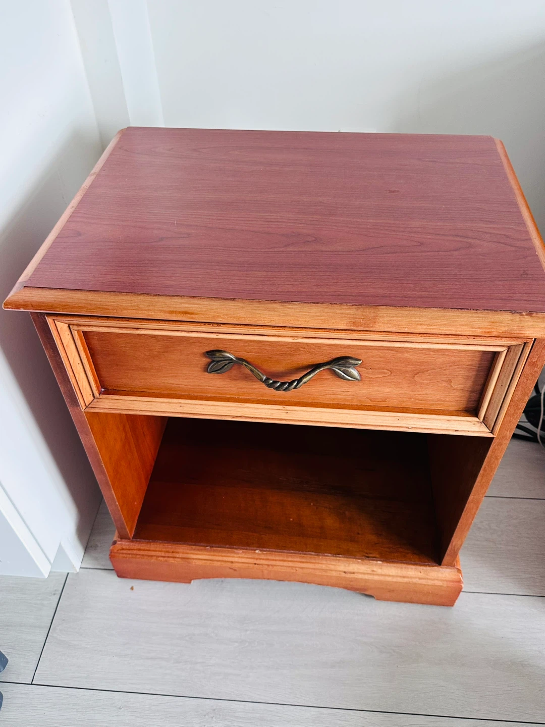 3 Wooden Nightstand with Drawer - photo 2