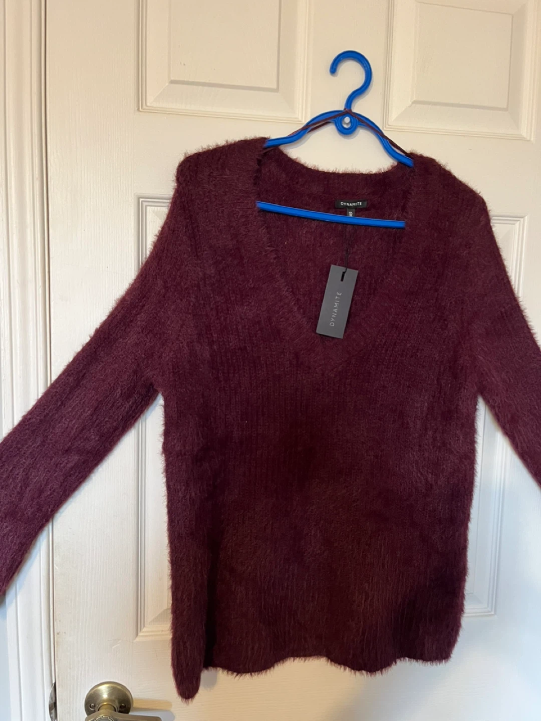 Dynamite Burgundy V-Neck Fuzzy Sweater - photo 5