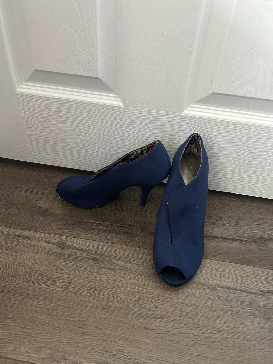 American Eagle Navy Blue Peep Toe Heels