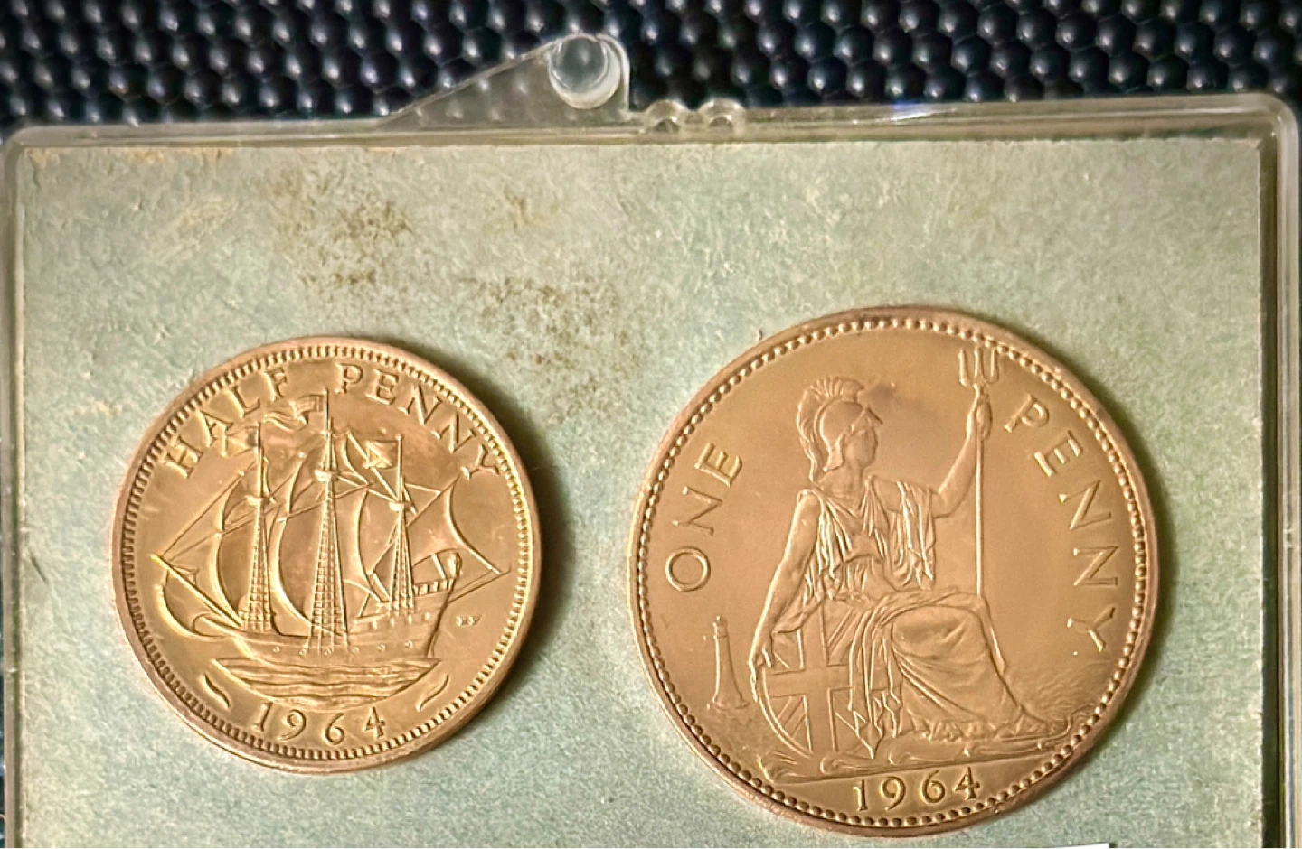 1964 Great Britain Penny and Half Penny Coins (1964) - photo 2