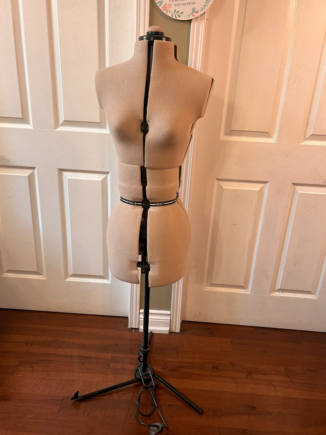 Adjustable Pinnable Dress Form Mannequin