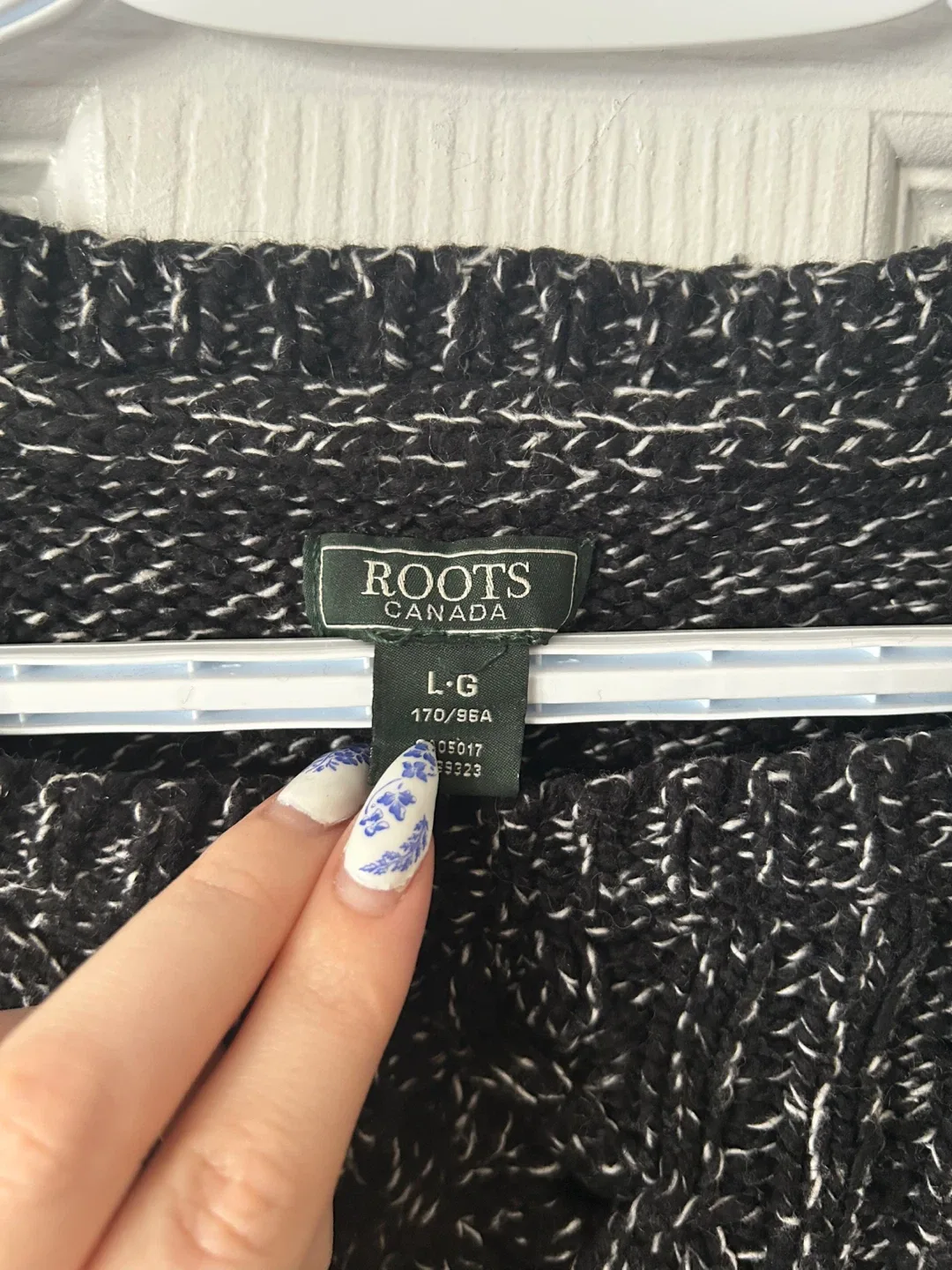 Roots Canada Sweater - L - photo 2