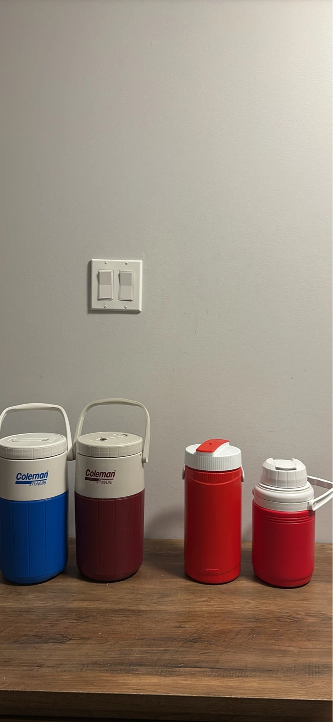 Coleman and Thermos Water Jugs - Set of 4 - photo 4