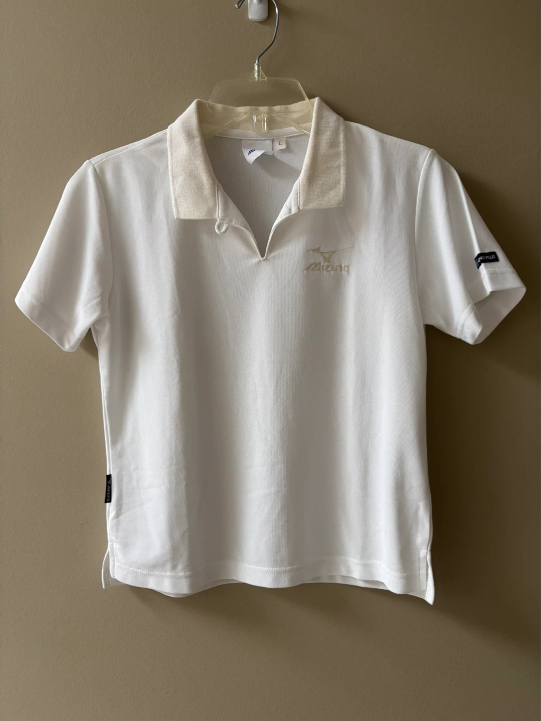 Free Mizuno White Polo Shirt