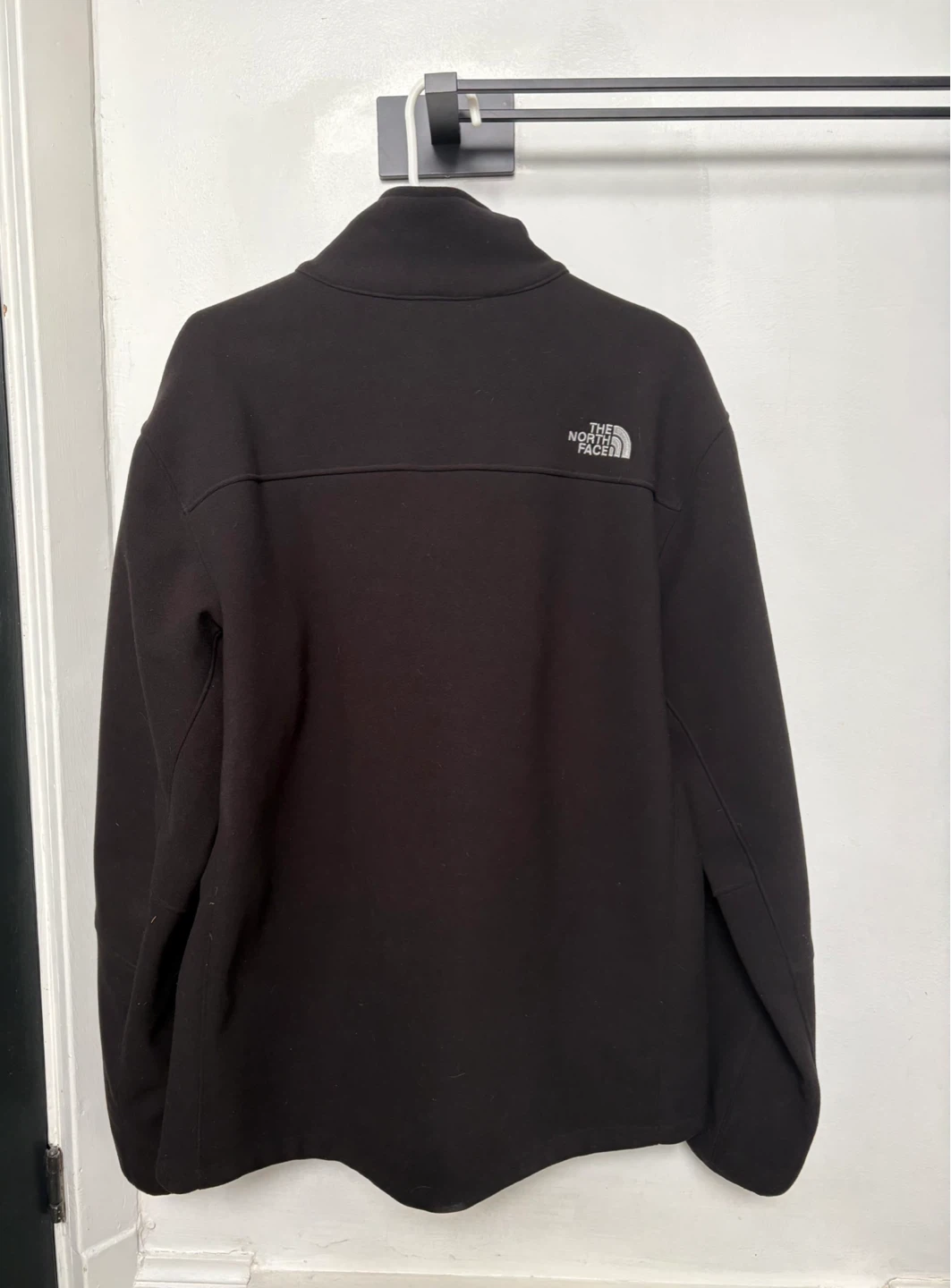Like New The North Face Fleece Jacket (Men’s XL) - photo 2