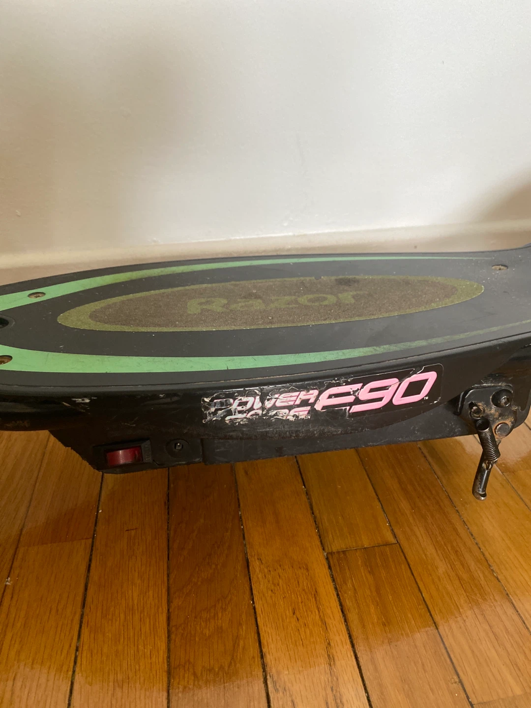 Razor Power E90 Electric Scooter - photo 2