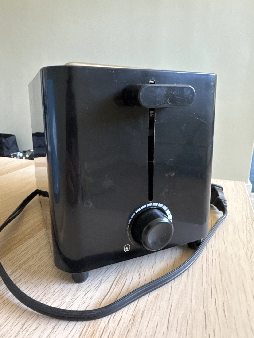 Black 2-Slice Toaster
