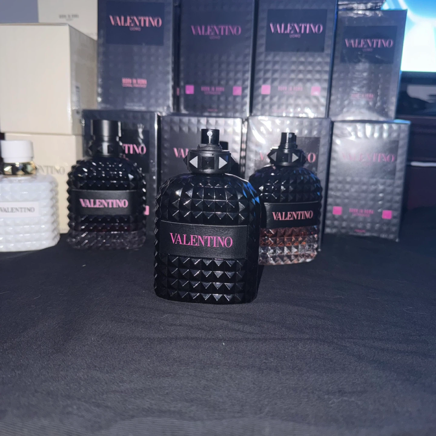 Valentino Uomo Born In Roma Eau de Parfum Intense 3.4 fl oz - photo 2
