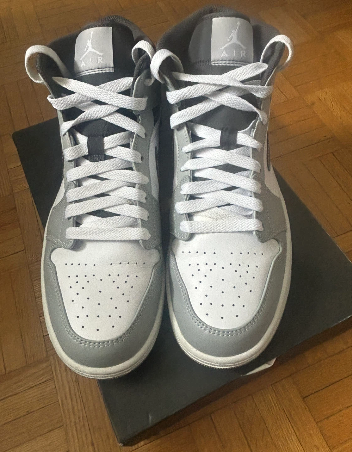 Air Jordan 1 Mid SE Grey White Black mens size 11 - photo 3