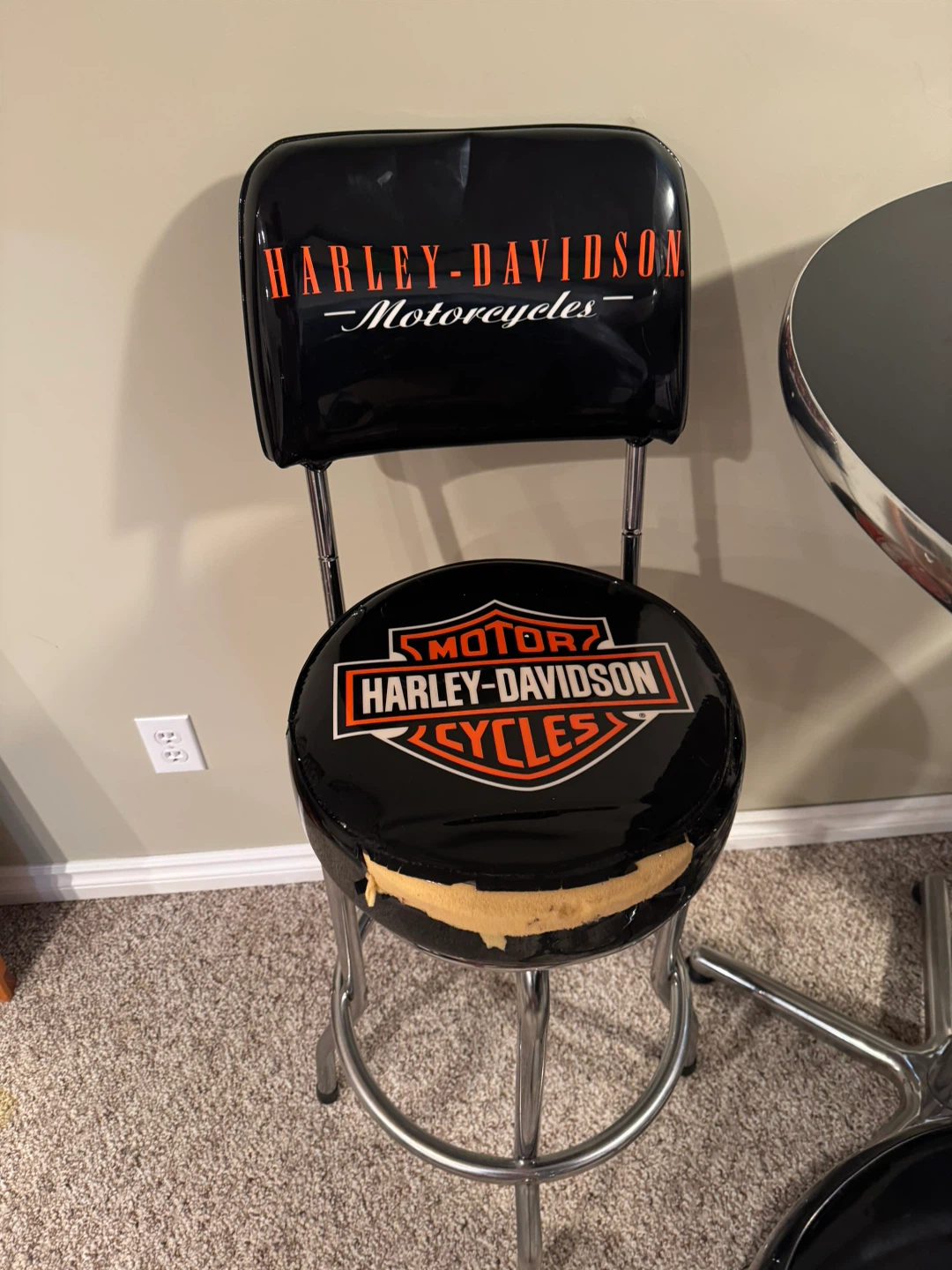 Harley-Davidson Bar Stool Set - photo 5