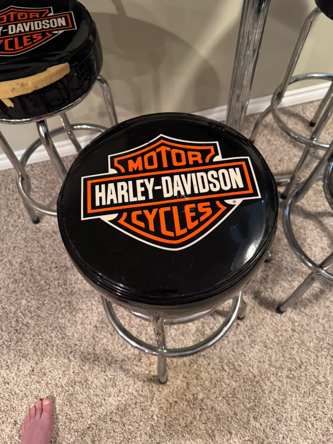 Harley-Davidson Bar Stool Set - photo 4