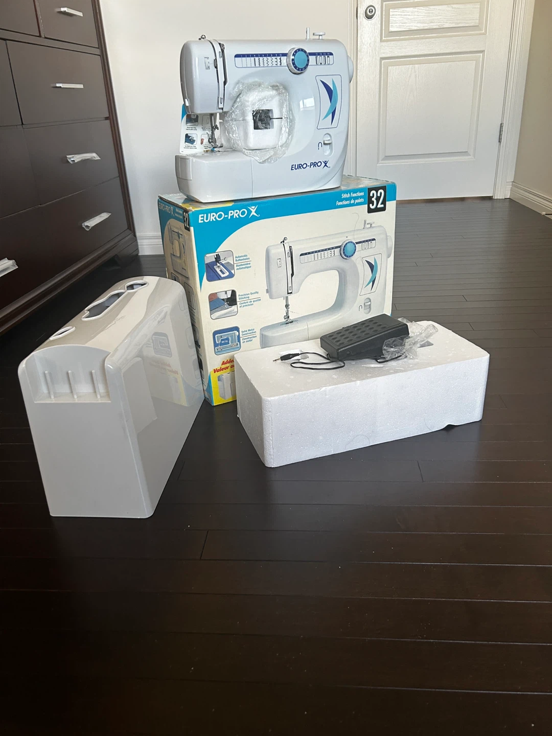EURO-PRO X 32 Stitch Sewing Machine - photo 3